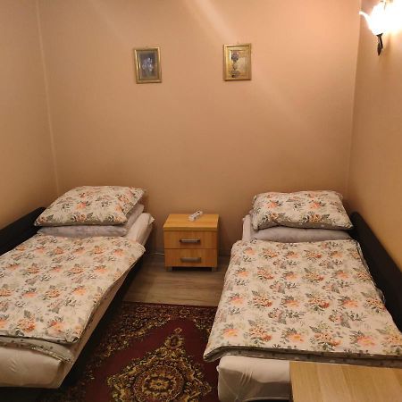 Noclegi Nowogrodziec Bagian luar foto