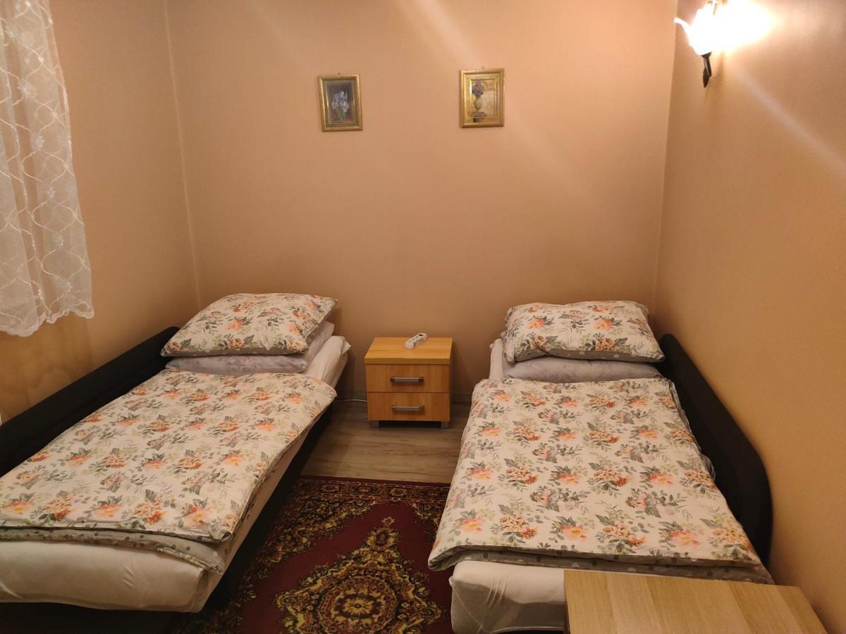 Noclegi Nowogrodziec Bagian luar foto