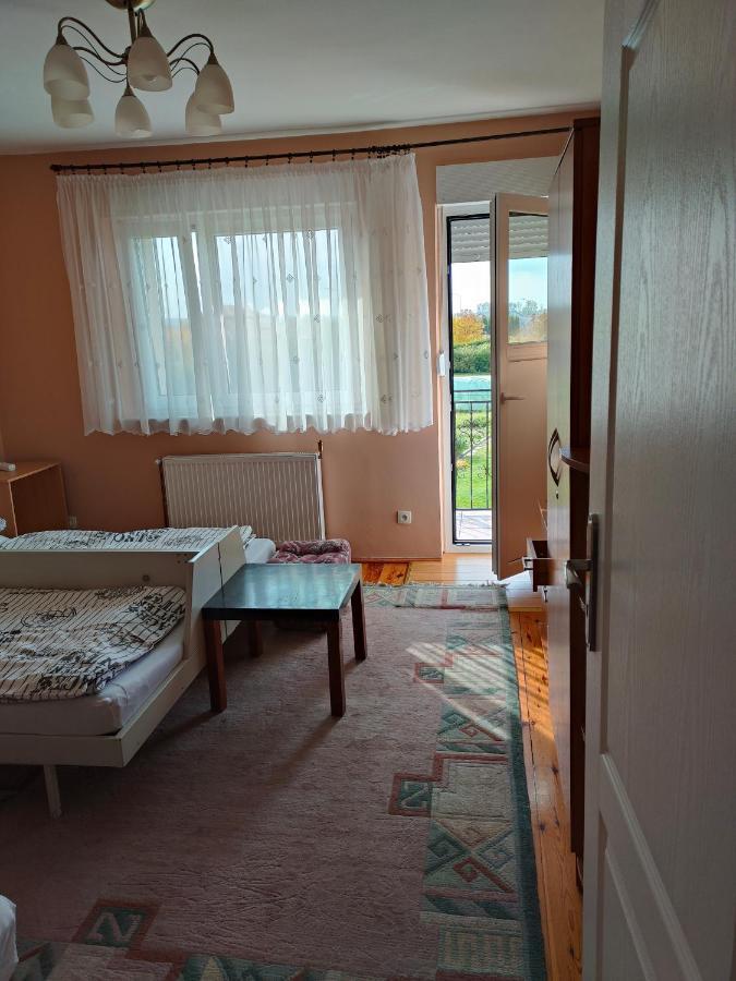 Noclegi Nowogrodziec Bagian luar foto